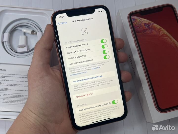 iPhone Xr, 64 ГБ