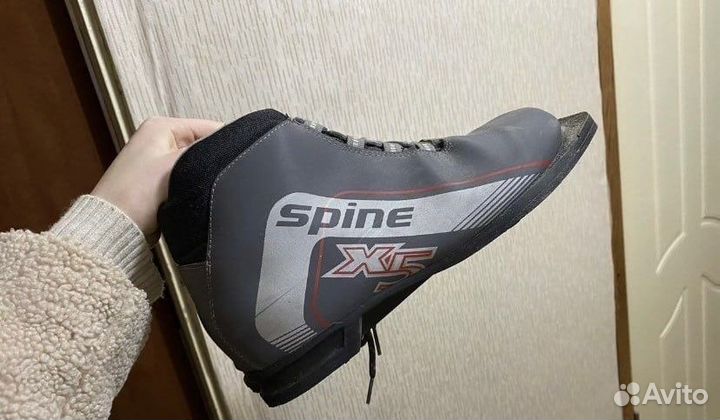 Ботинки лыжные