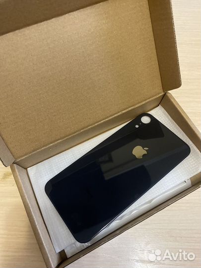 Задняя крышка на iPhone XR (черный)