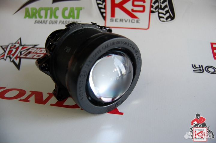 Фара дальнего света BRP Can-Am 710002525
