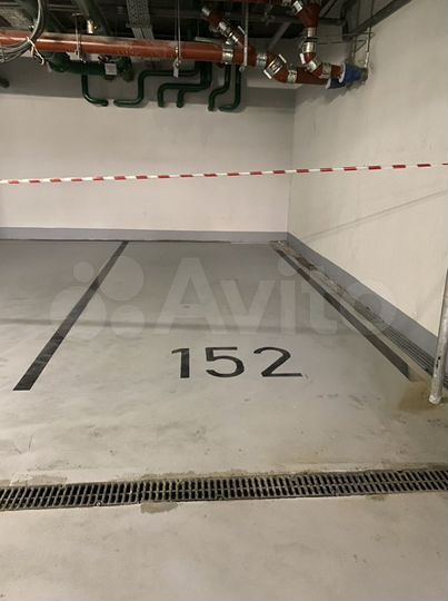 Машиноместо, 16 м²