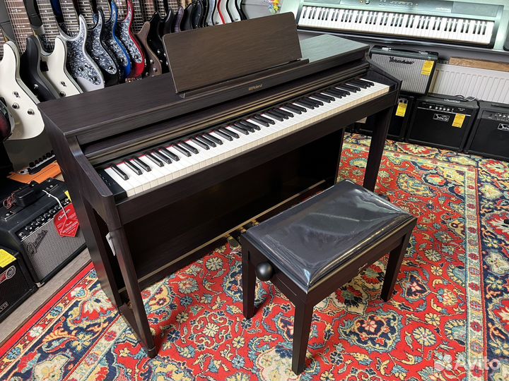 Цифровое пианино роланд