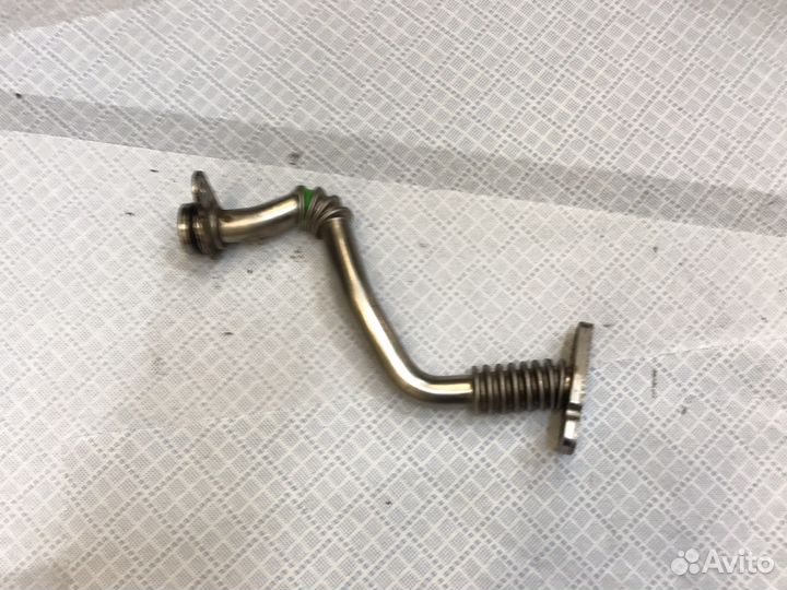 Трубка слив турбины VAG 04L145736E