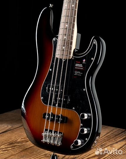 Бас-гитара Fender Precision USA (Комплект)