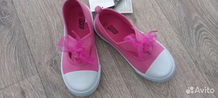 Кеды для девочки новые