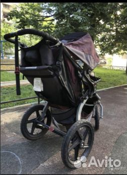 Коляска Bob Revolution SE