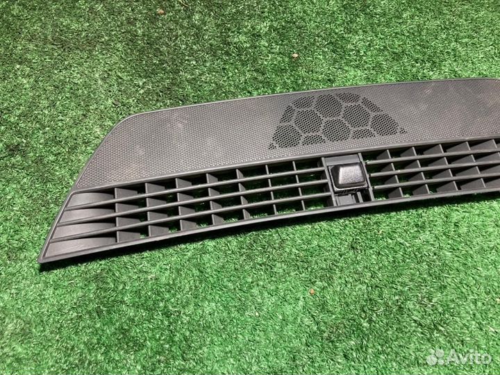 Дефлектор центральный Audi A4 B7 2007