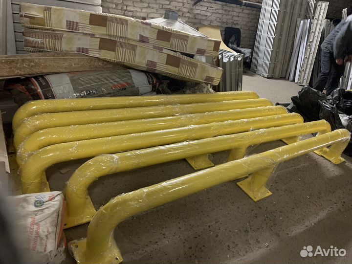 Отбойник парковочный