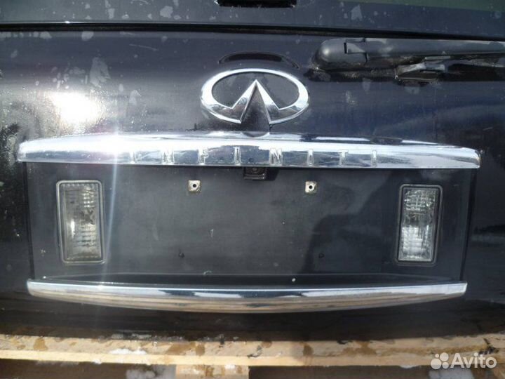 Крышка багажника Infiniti Qx56 JA60