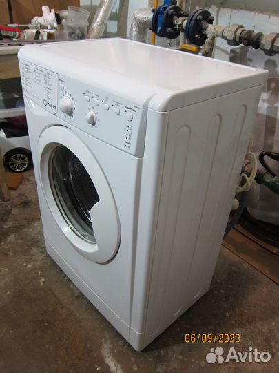 Стиральная машина Indesit 5кг