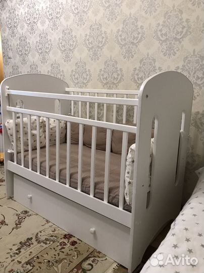 Детская кроватка маятник поперечный с ящиком