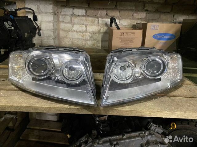 Фара передняя (комплект) Audi A8 D3/4E 2-й рест