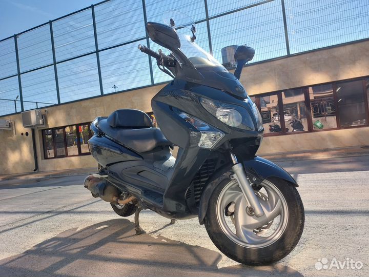 Максискутер Sym GTS 300I. Обмен на 125-150 кубов
