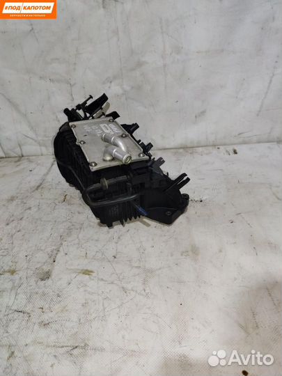 Впускной коллектор Volkswagen Golf 6 (2008 - 2012)