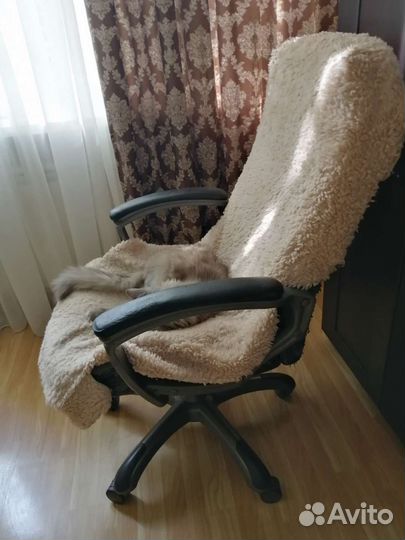 Кресло компьютерное для руководителя под перетяжку