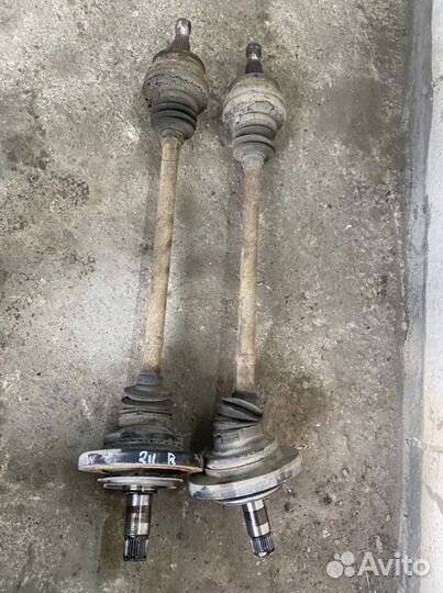 Привод Мерседес W211 задний левый правый