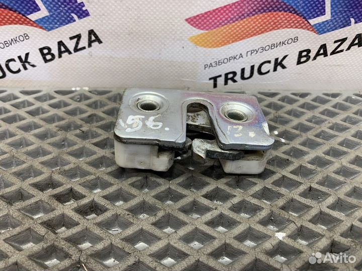 Замок двери наружный левый