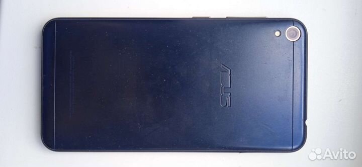 ASUS ZenFone Live ZB501KL, 2/32 ГБ