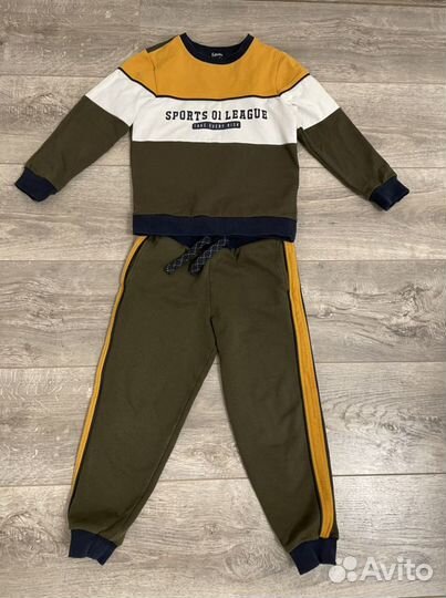 Спортивный костюм утепленный