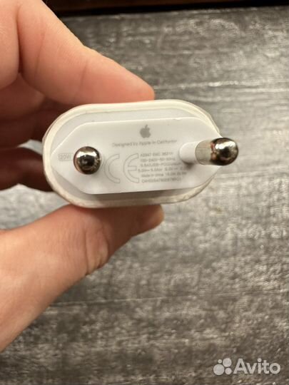 Зарядка на iPhone 20W