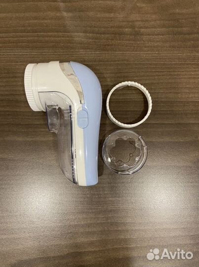 Машинка для удаления катышков