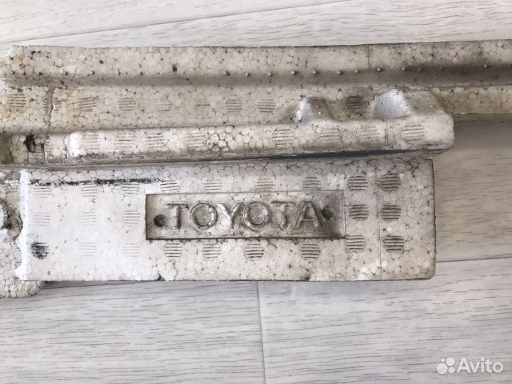 Усилитель бампера Креста 90