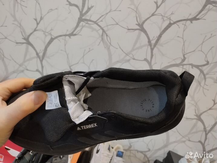 Слив весенние Adidas Terrex Gore Tex 45 eur Ax4 GT