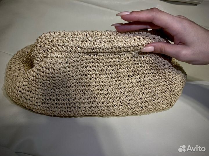Сумка плетеная из рафии