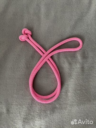 Гимнастическая скакалка