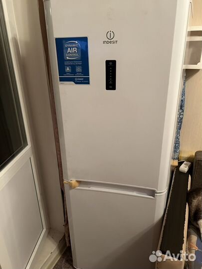 Холодильник indesit BIA161NFS