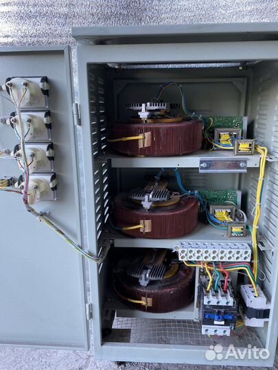 Автоматический стабилизатор напряжения Ресанта асн