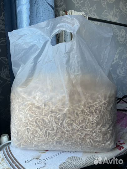 Бумажный наполнитель для подарков