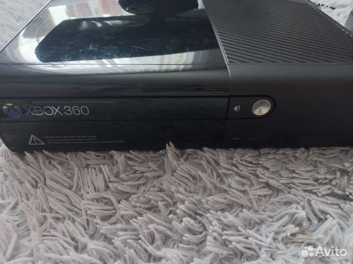 Игровая приставка xbox 360