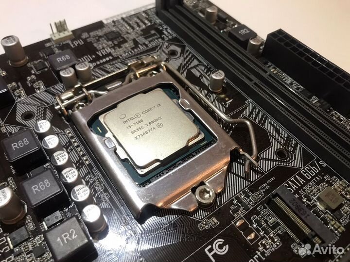 Материнская плата asus