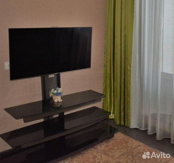 Стойка для телевизора