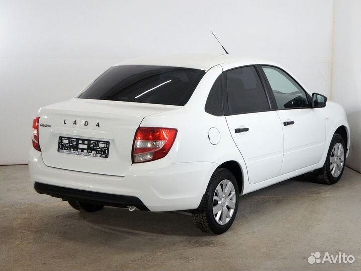 LADA Granta 1.6 МТ, 2021, 50 400 км