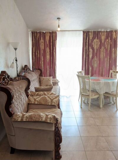 2-к. квартира, 60 м², 3/3 эт.