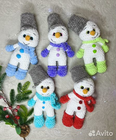 Вязаный снеговик ручной работы