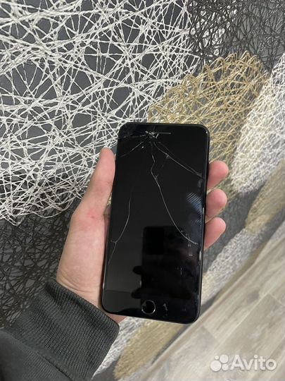 iPhone 7 Plus, 32 ГБ