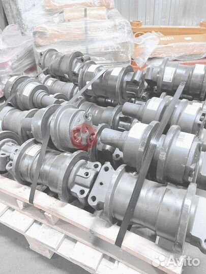 Каток опорный Hyundai 81E5-2002