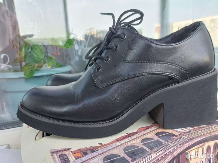 Полуботинки женские