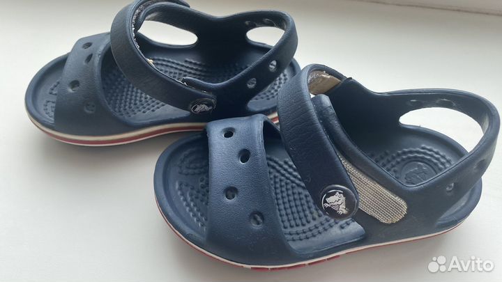 Сандалии crocs c6