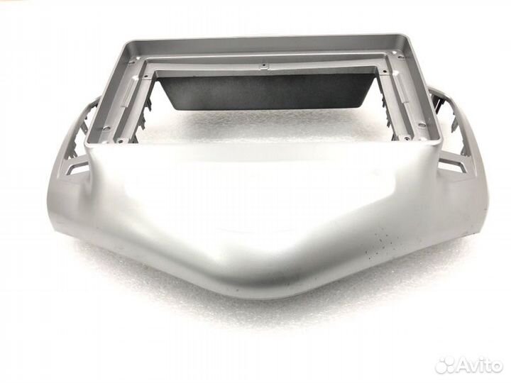 Рамка магнитолы Chevrolet Cruze 2012