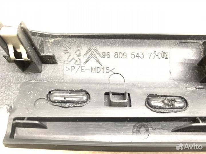 Накладка на торпедо Peugeot Partner Tepee B9 EP6C