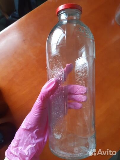 Бутылка стеклянная