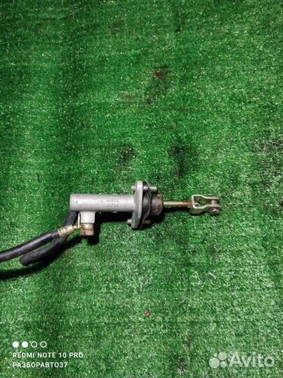 Главный цилиндр сцепления Mitsubishi Lancer 9 4G16