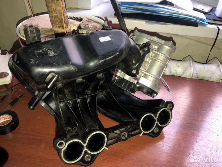 Модуль впуска с дросельной заслонкой