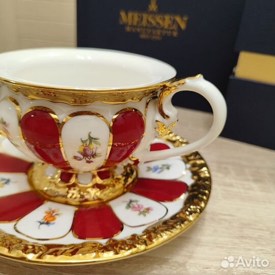 Чайная пара Meissen красная