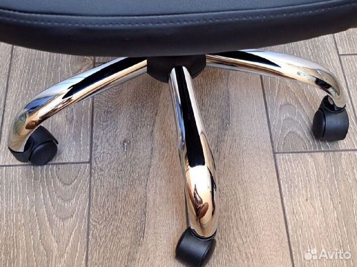 Кресло новое