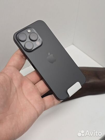 iPhone 15 Pro, 256 ГБ